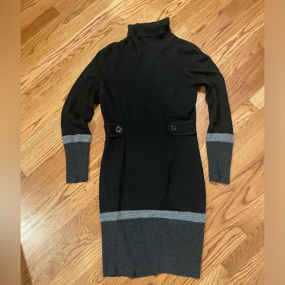 Banana Republic luxury cashmere blend turtleneck sweater dress, size M